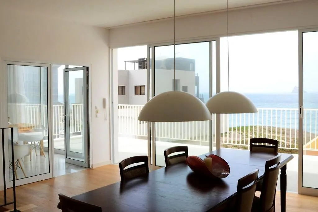 Villa Branca - Seafront Villa Mindelo Lazareto